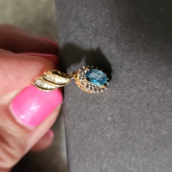 Blue topaz drop Earrings - Picture 4 of 4